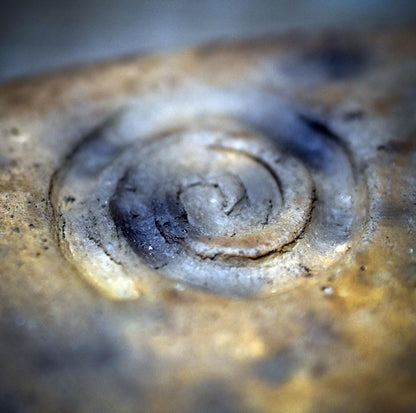 Jahreskreis-Altar – Der Zyklus der Göttin aus Rauchbrandton - GEF009