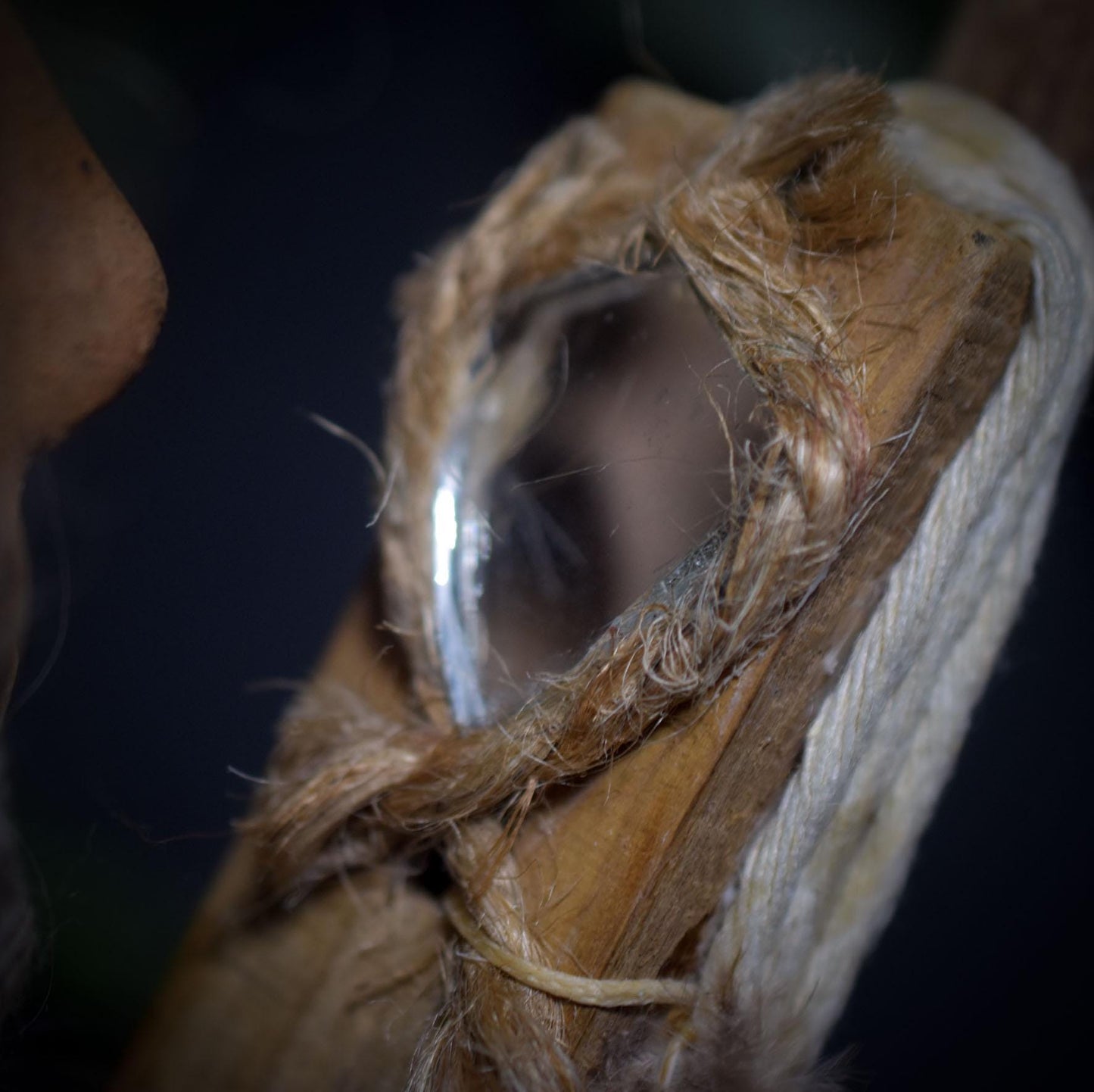 Ritualstab der Heilung & Selbstliebe – archaische Kunst aus traditionell gebranntem Ton - RST041
