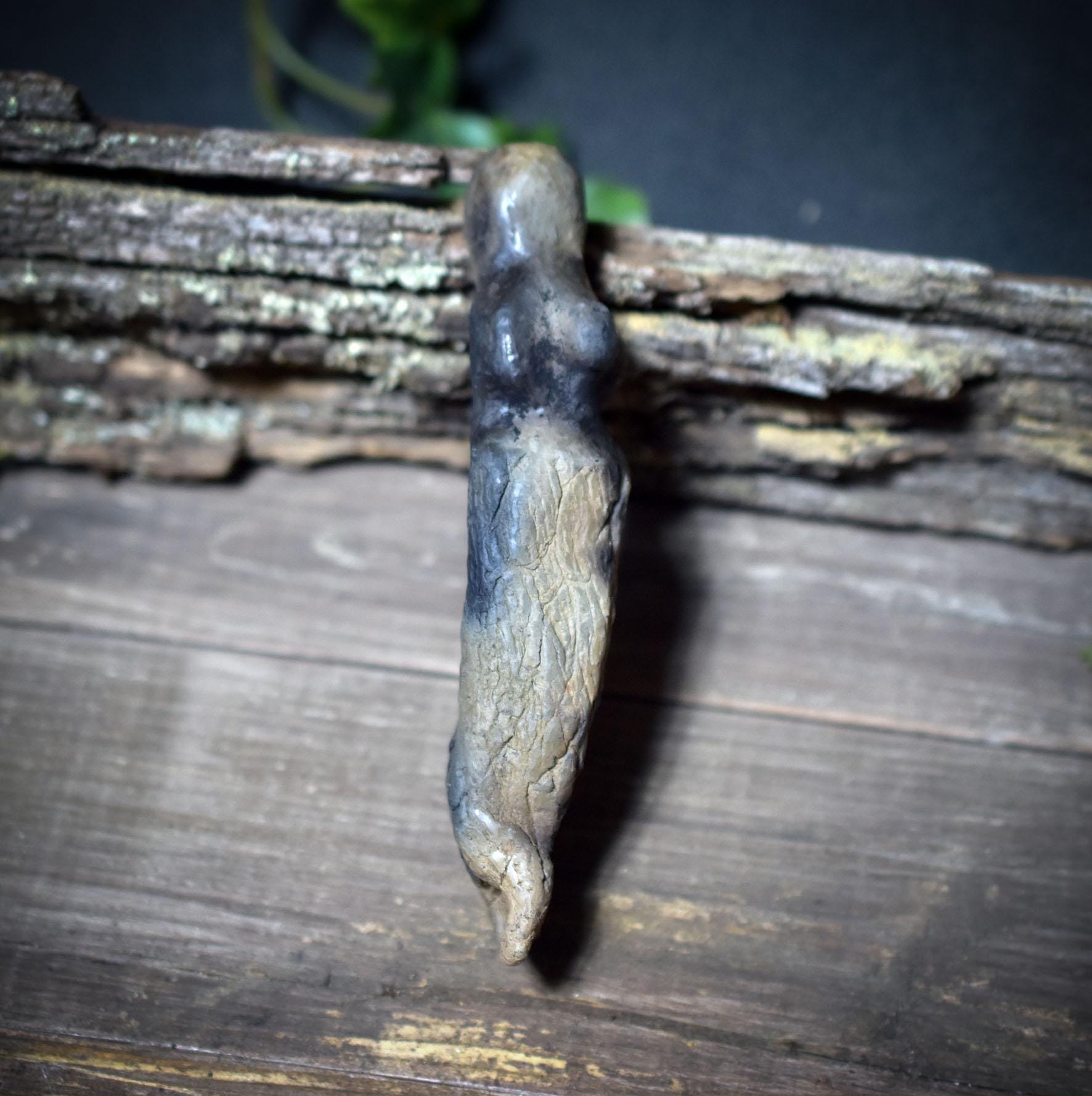 Taschengöttin aus gebranntem Ton · spiritueller Begleiter - Meeresgöttin - TAS018