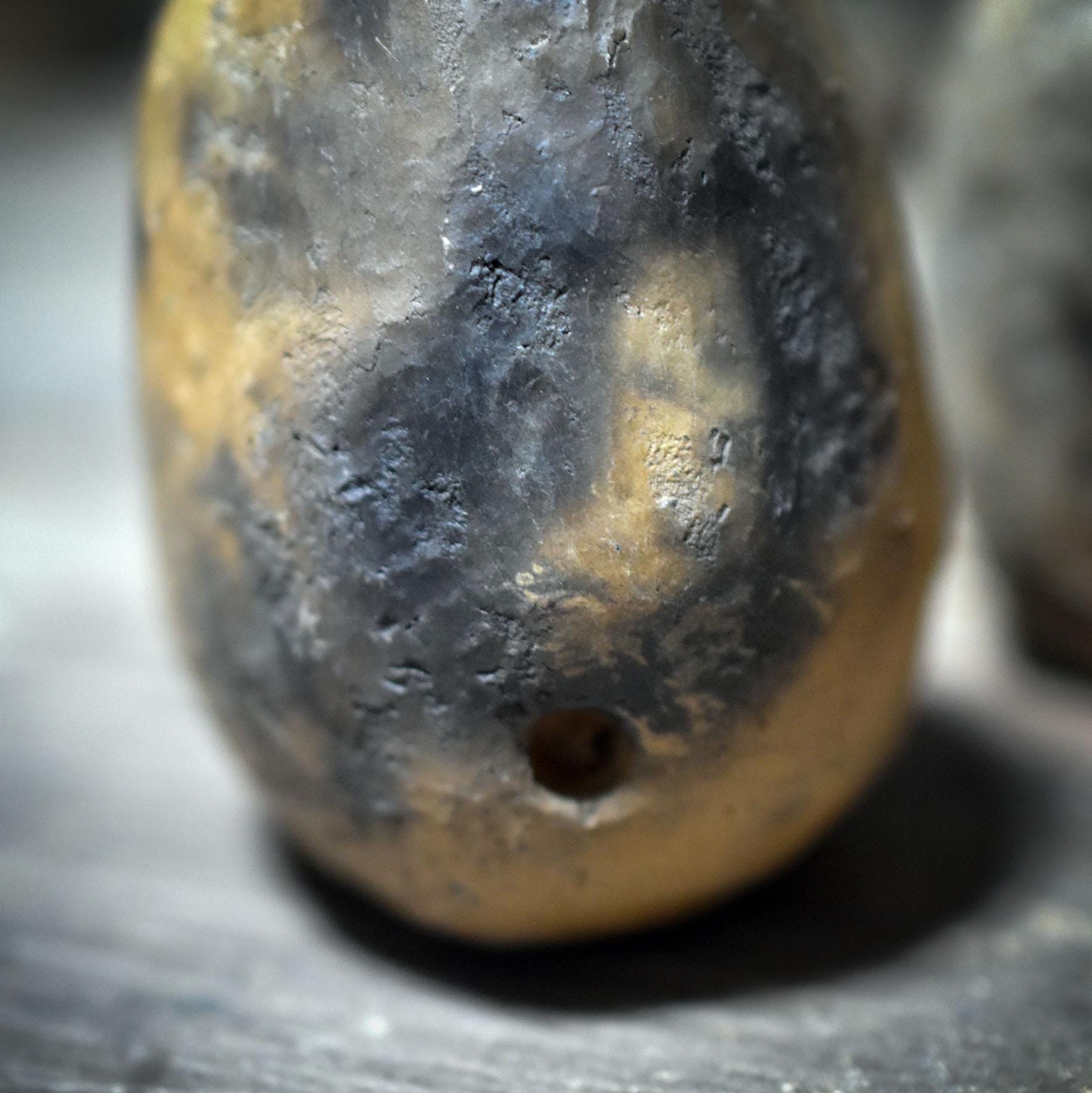 Set der fünf Ur-Eier – Ostara & Neubeginn - Frühzeitliche Ton-Eier im Rauchbrand - FRO037