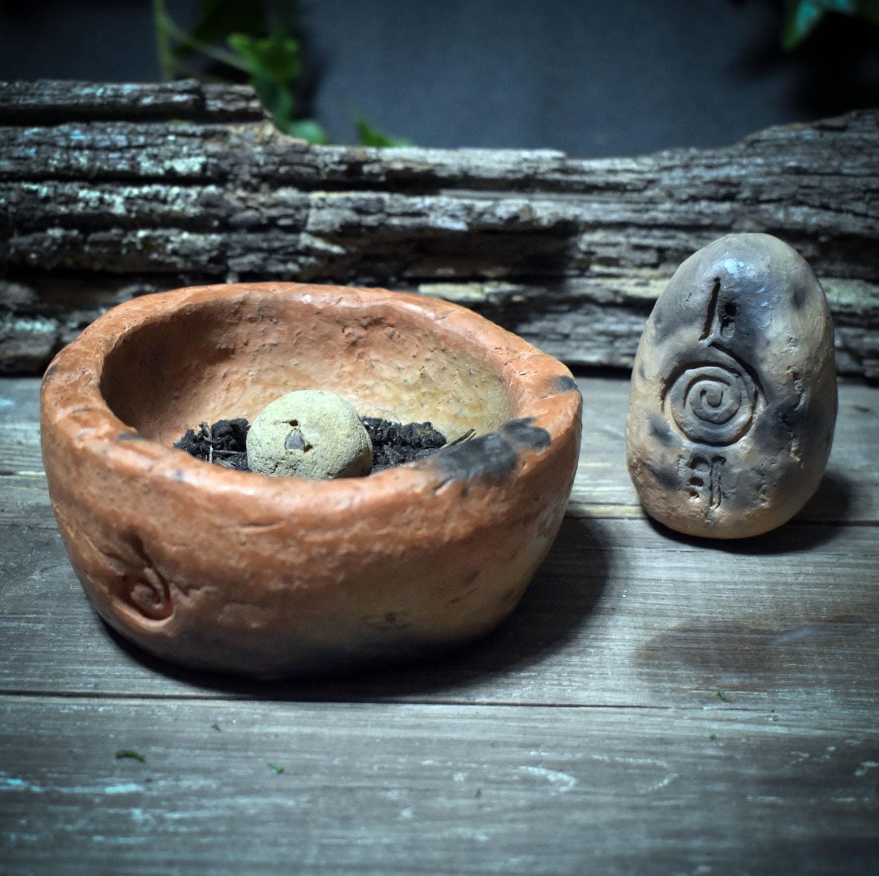 Ostara Set – Archaisches Ritualobjekt aus traditionell gebranntem Ton für Neubeginn