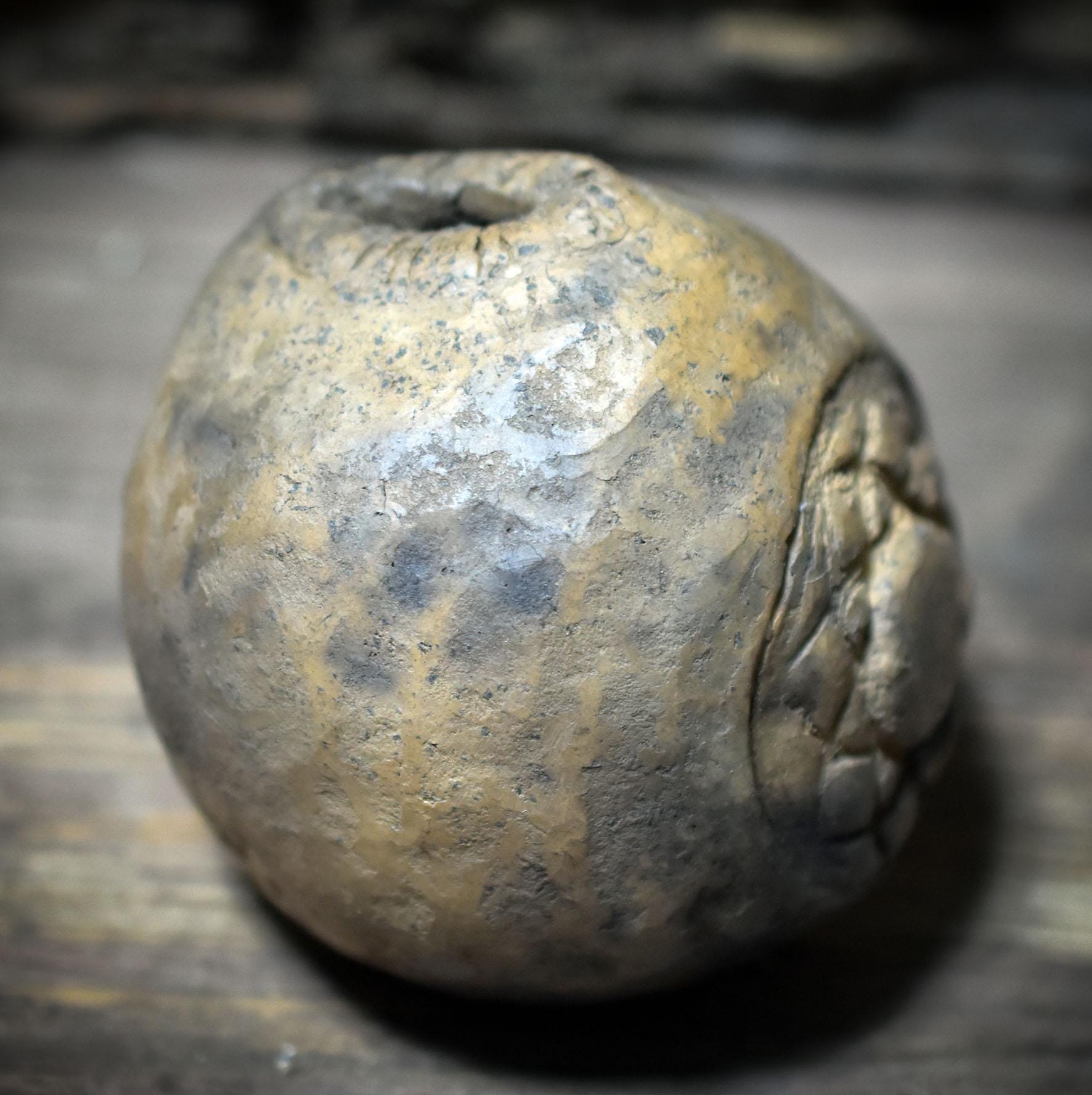 Wunschhüter Mandala – Archaisches Ritualobjekt aus traditionell gebranntem Ton - WSH013