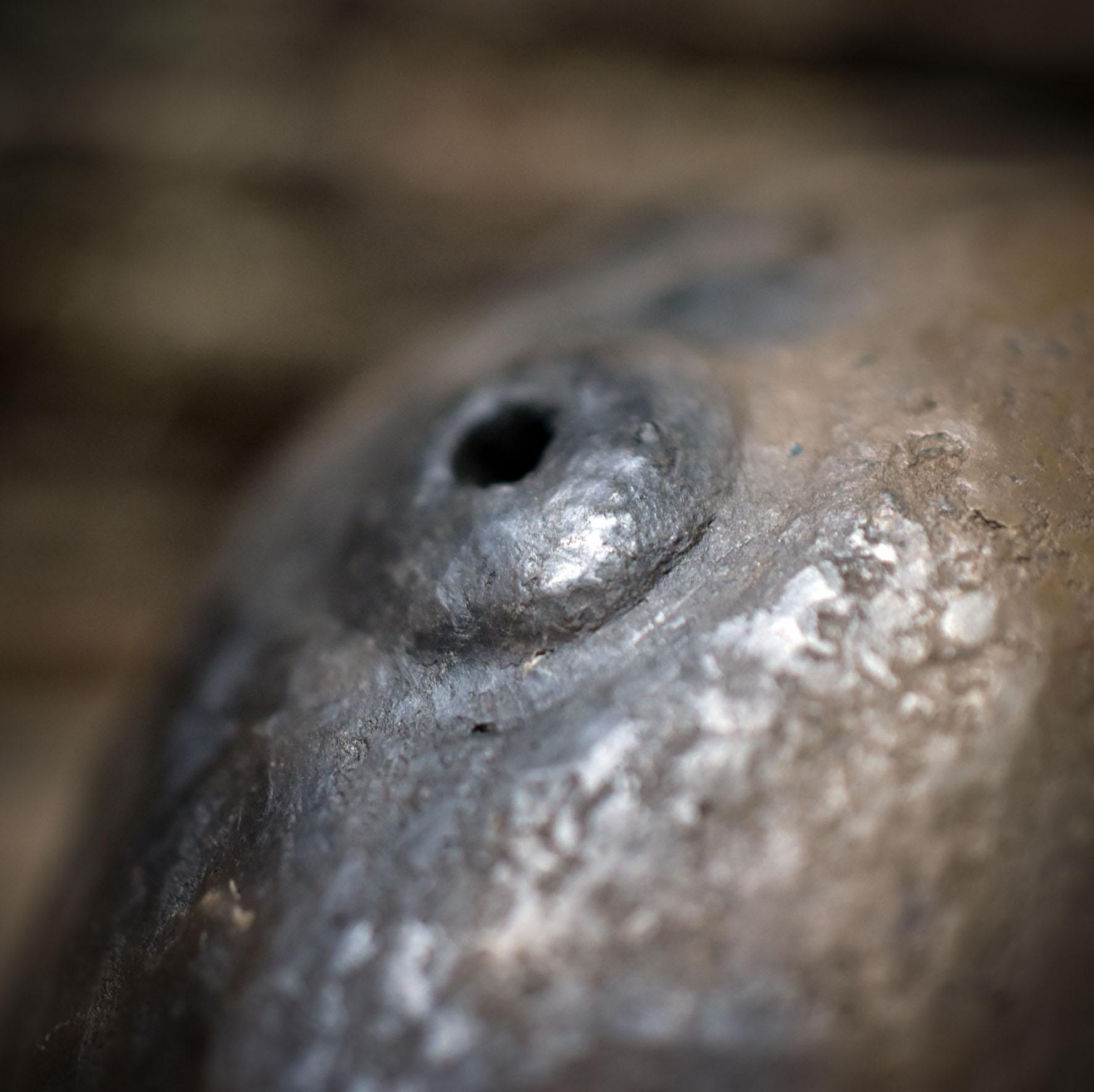 Ostara-Ei des Lebensweges – Handrassel aus Ton - Maiden · Mother · Crone vereint in einem frühzeitlichen Klang-Ei - SRA069