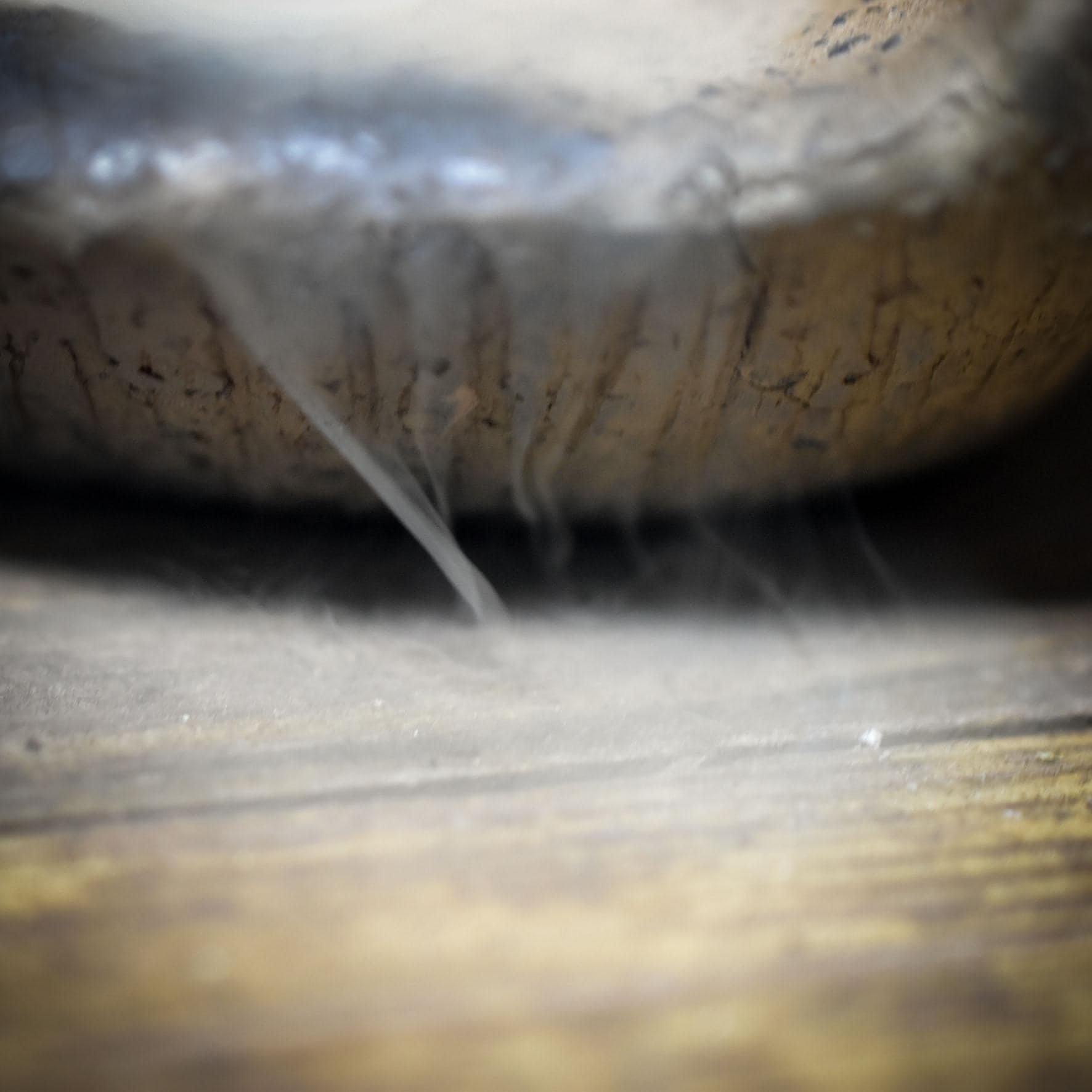 Mutter Erde – Schale des Gebens - Gabenschale aus traditionell gebranntem Ton zu Ehren von Mutter Erde - RÄH048