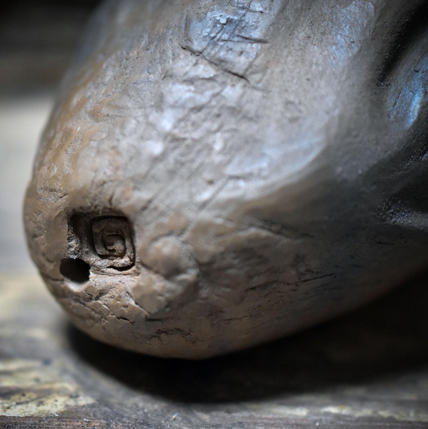 Yoni Handrassel – Archaisches Klanginstrument aus traditionell gebranntem Ton - SRA076