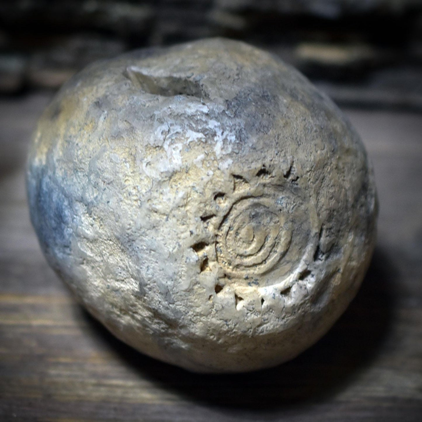 Wunschhüter Sonne & Mond – Archaisches Ritualobjekt aus traditionell gebranntem Ton - WSH012