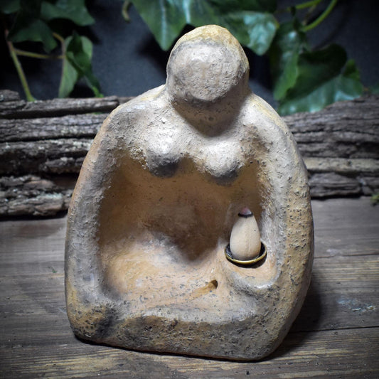 Mutter Erde – Schale des Gebens - Gabenschale aus traditionell gebranntem Ton zu Ehren von Mutter Erde - RÄH047