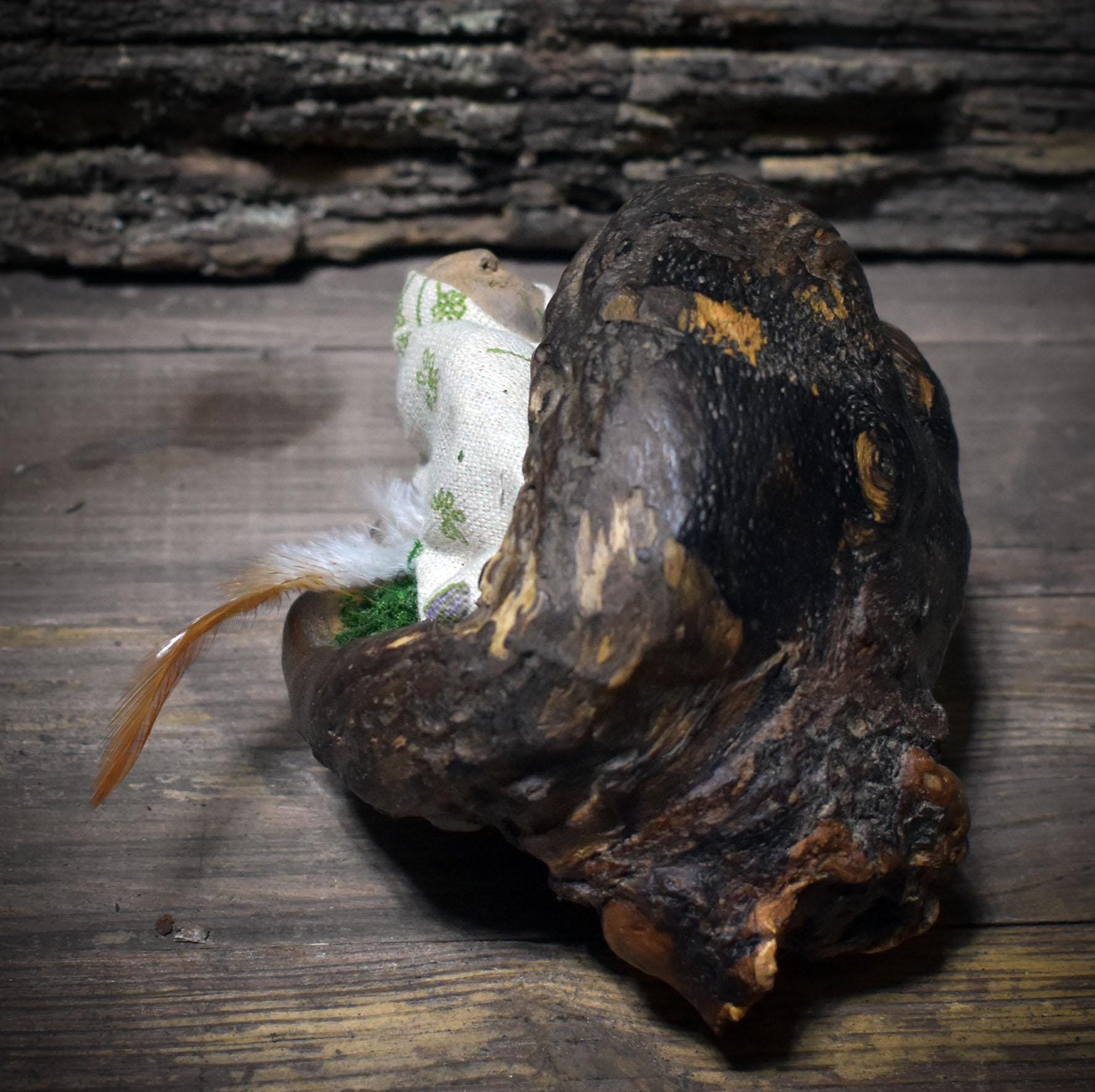 Geborgen – Das gepuckte Kind im Schutz des Waldes - SKU223