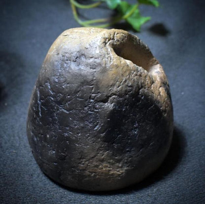 Wunschhüter aus Rauchbrand-Ton – archaische Ritualform zur stillen Bewahrung von Intentionen | wähle deinen persönlichen Begleiter - WHI001