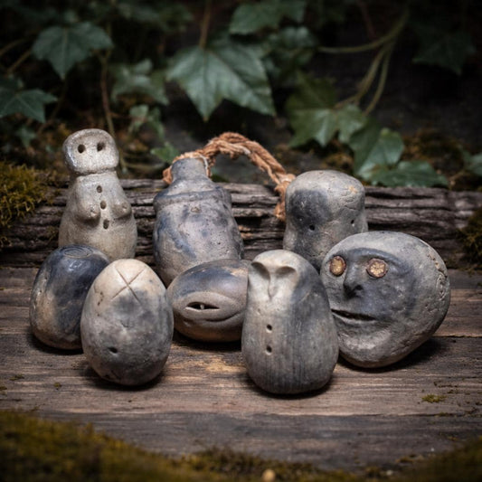 Archaische Handrasseln aus Ton – Wähle deine persönliche Ritualrassel - SRA083