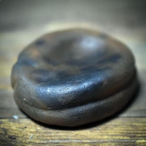 Vagus Stein aus Rauchbrandton – archaischer Handstein für Selbstregulation, Erdung & Achtsamkeit für Erwachsene - VSE001
