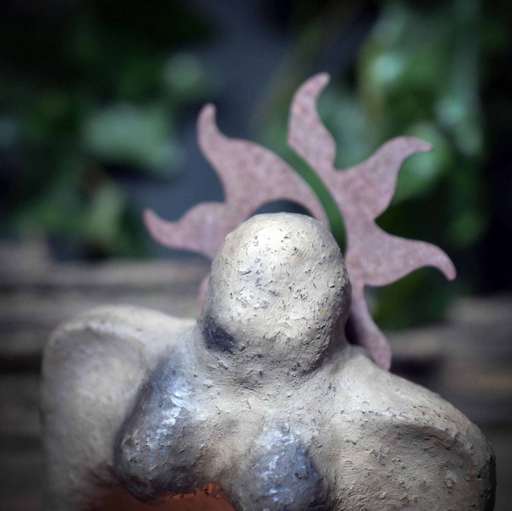 Göttin Litha Figur aus gebranntem Ton – Jahreskreis Altarfigur mit Platz für Gaben oder Teelicht zur Sommersonnenwende - SKU227