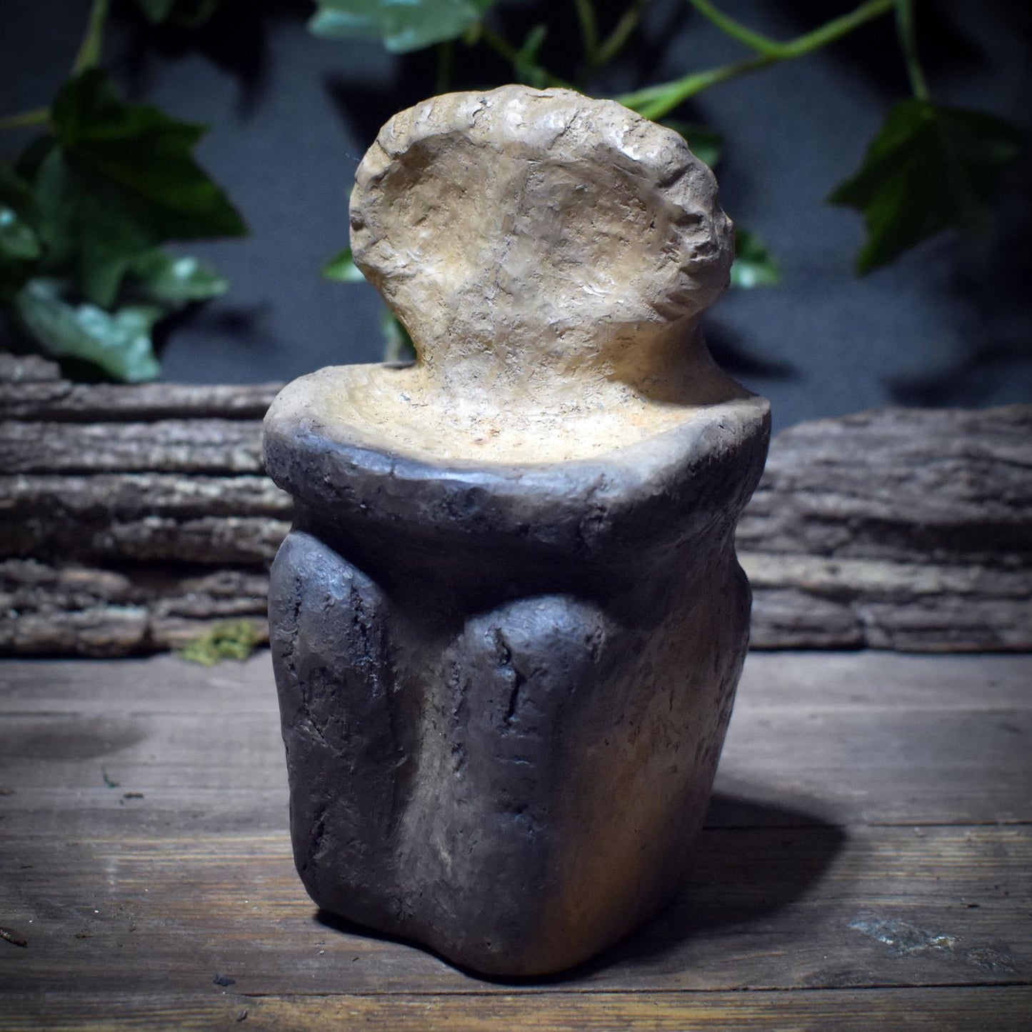 Seelen Idole – archaische Tonfiguren in 3 Größen (S–M–L) – Schutz • Trost • Vertrauen • Stärke – spirituelle Skulpturen SIS001