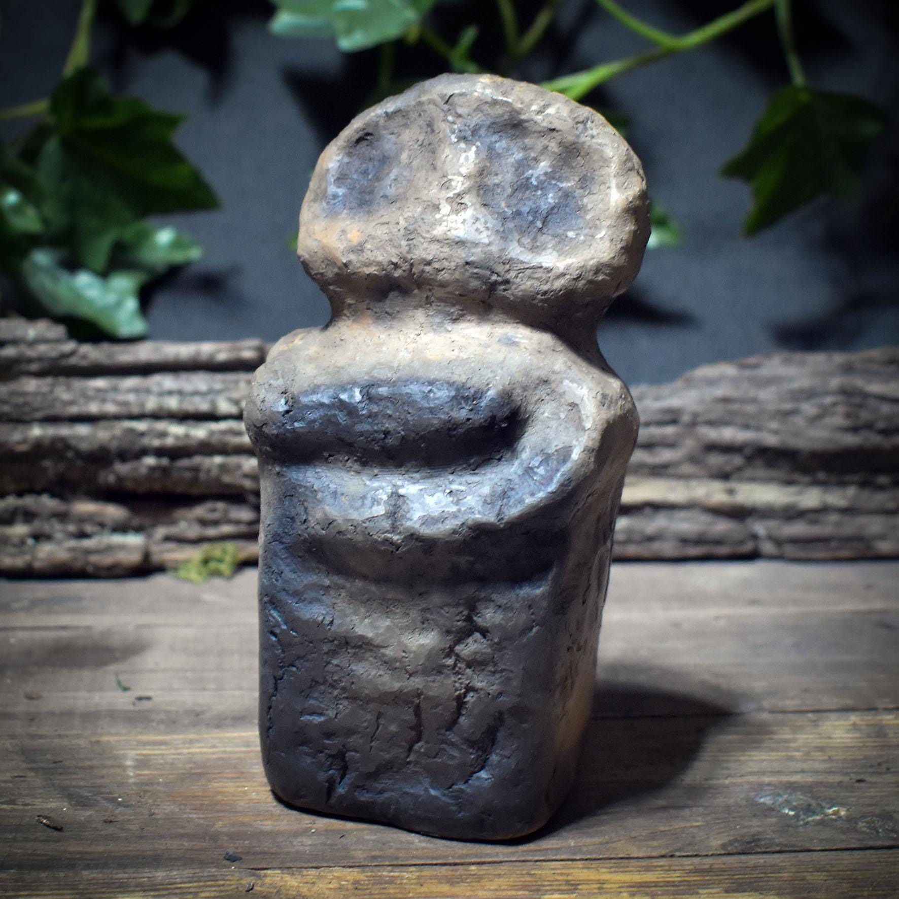 Seelen Idole – archaische Tonfiguren in 3 Größen (S–M–L) – Schutz • Trost • Vertrauen • Stärke – spirituelle Skulpturen SIS001