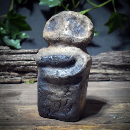 Seelen Idole – archaische Tonfiguren in 3 Größen (S–M–L) – Schutz • Trost • Vertrauen • Stärke – spirituelle Skulpturen SIS001