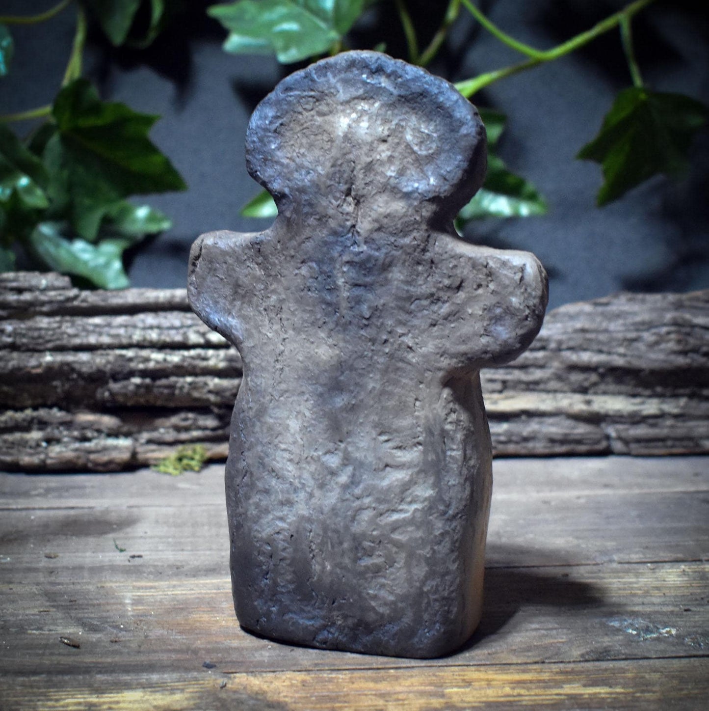 Seelen Idole – archaische Tonfiguren in 3 Größen (S–M–L) – Schutz • Trost • Vertrauen • Stärke – spirituelle Skulpturen SIS001