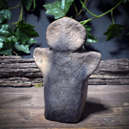 Seelen Idole – archaische Tonfiguren in 3 Größen (S–M–L) – Schutz • Trost • Vertrauen • Stärke – spirituelle Skulpturen SIS001