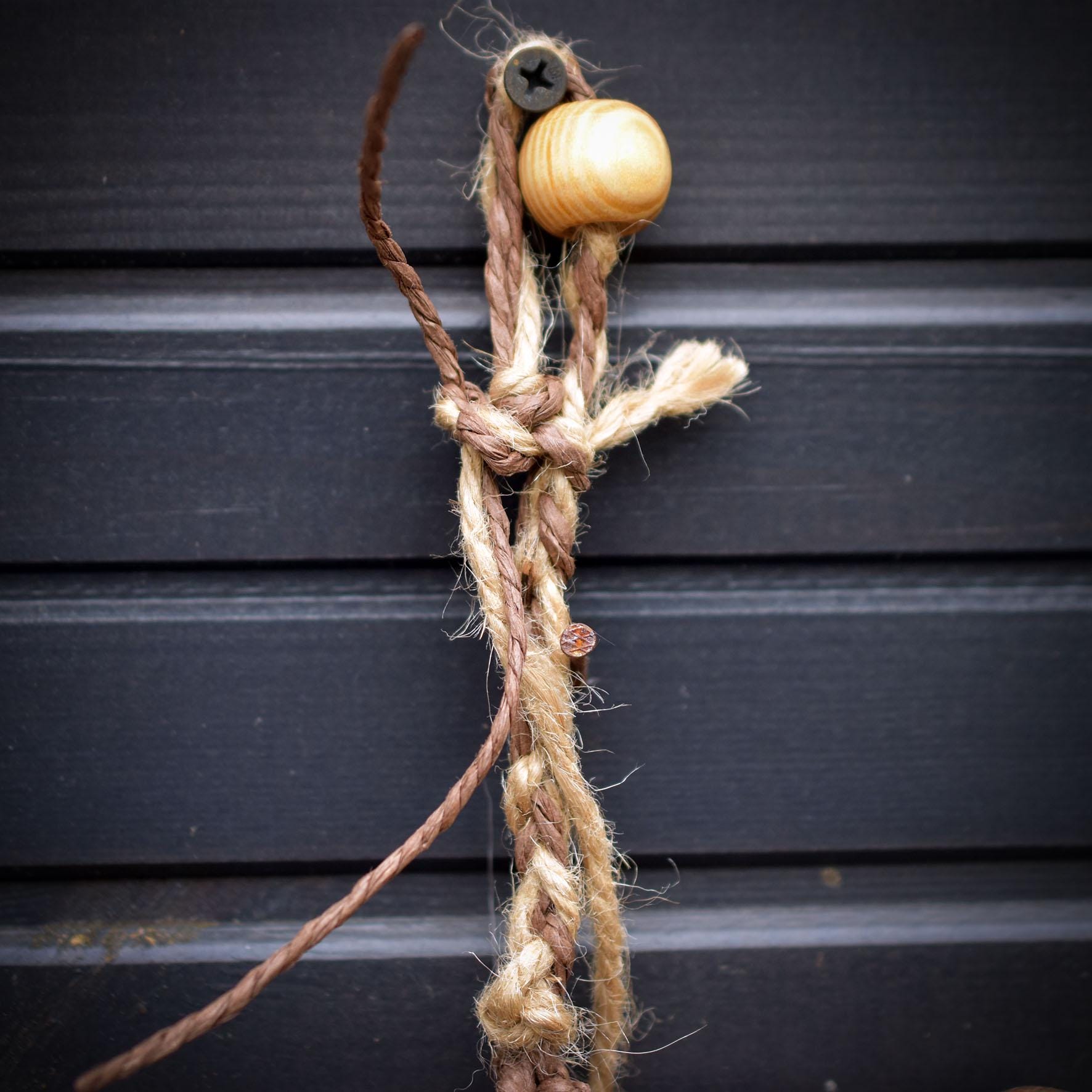 Wandbehang Hüter des Waldes aus Rauchbrandton, Schamanische Wanddeko Sero Nails, Naturkunst Maske, Unikat 68cm 1,3kg HEX042