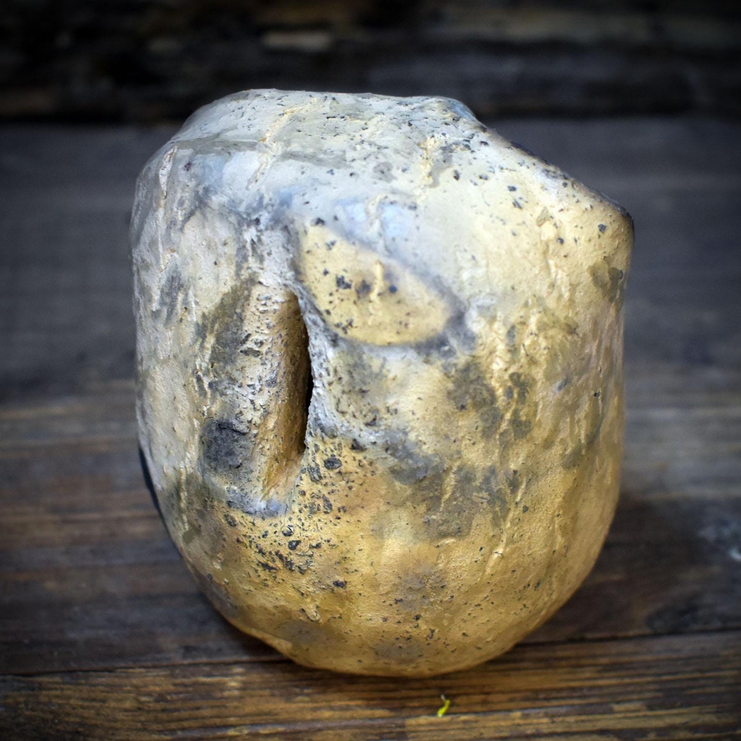 Wunschhüter aus Rauchbrand-Ton – archaische Ritualform zur stillen Bewahrung von Intentionen | wähle deinen persönlichen Begleiter - WHI001