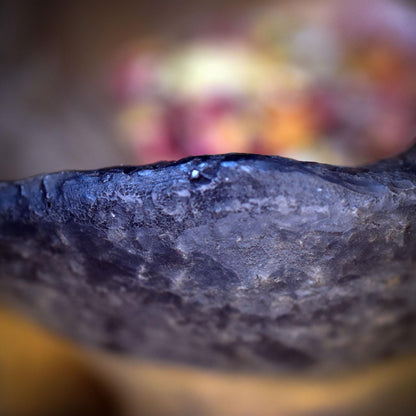 Göttinnen Opferschale aus Ton, Archaische Gabenschale, Ritueller Räucherhalter, Handgeformte Altar Schale, Urmutter Kunst GEF018