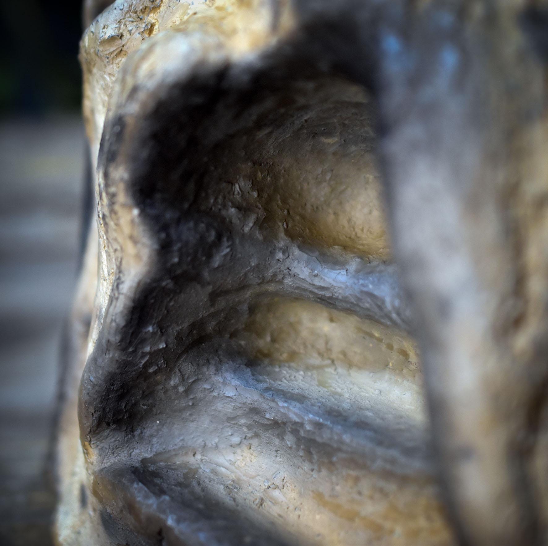 Holda Göttin Skulptur Ton, Erdmutter Figur handgemacht, Freya Altar Deko, archaische weise Frau Statue Keramik SKU291