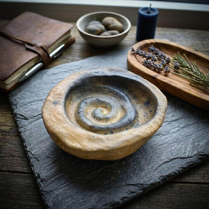 Handschmeichler Trauerbewältigung Rauchbrand Ton Urform | Ritualbegleiter Sterbebegleitung Trostgeschenk | Spirale Gedenken 180g AEP004