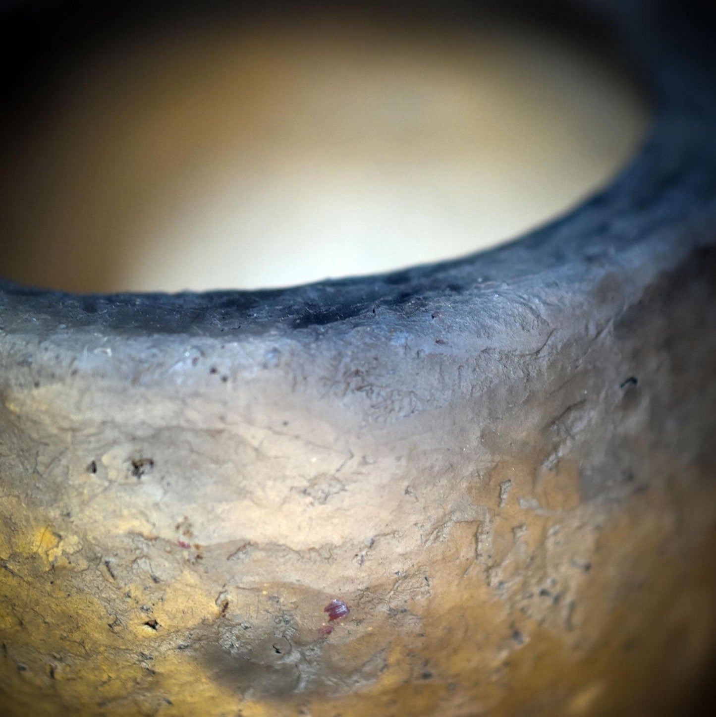 Archaische Räucherschale aus Ton, Kleine Ritualschale Rauchbrand, Handgeformtes Räuchergefäß, Altar Tonschale Unikat RÄG078