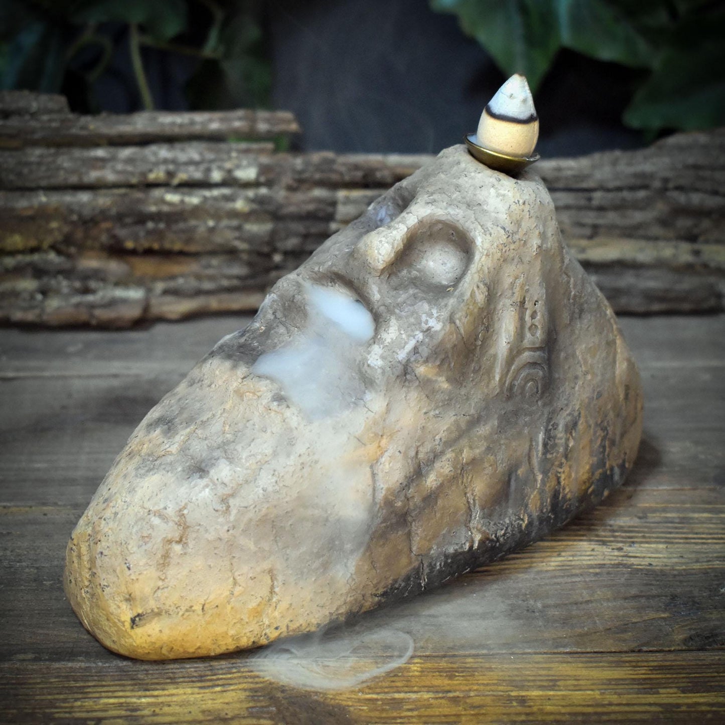 Taino Backflow Räuchergefäß Ton, Archaische Skulptur Wasserfall Räucherkegel, Schamanische Altar Deko, Indigene Kunst Keramik RÄH069