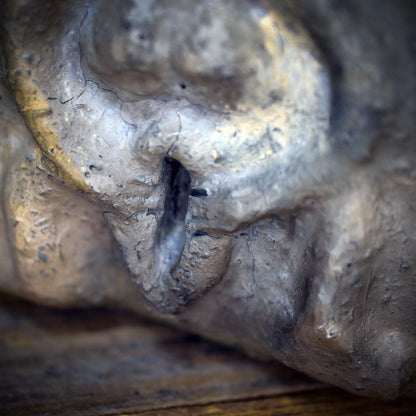 Sheela na Gig Backflow Räuchergefäß Ton, Teelichthalter Kelten Schutzgöttin massiv, Archaische Skulptur Rauchwasserfall erdig RÄH070