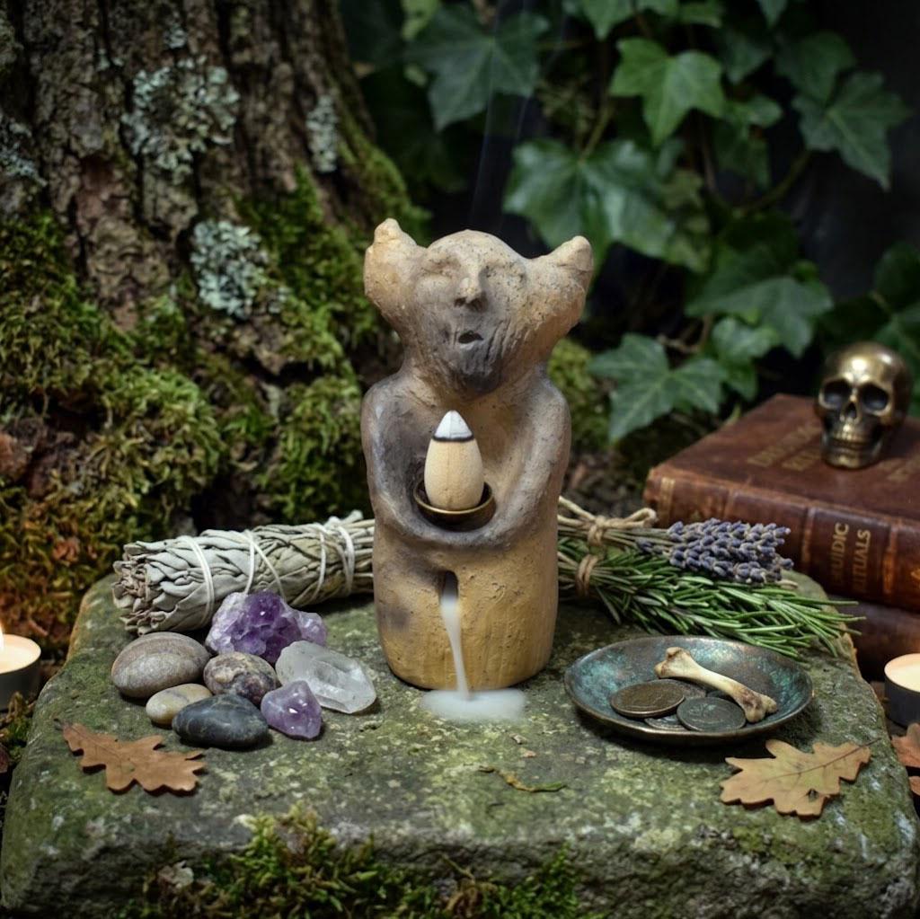 Cernunnos Backflow Räuchergefäß Ton, Kelten Gott Statue Rauchwasserfall, Schamanischer Hirschgott Altarbedarf, Archaische Kunst RÄH071