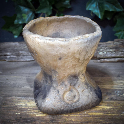 Räucherkelch Ton Rauchbrand | Altar Kelch für Weihrauch Harze | Spirituelles Geschenk Ammonit Ritual Keramik 1,4kg RÄG080