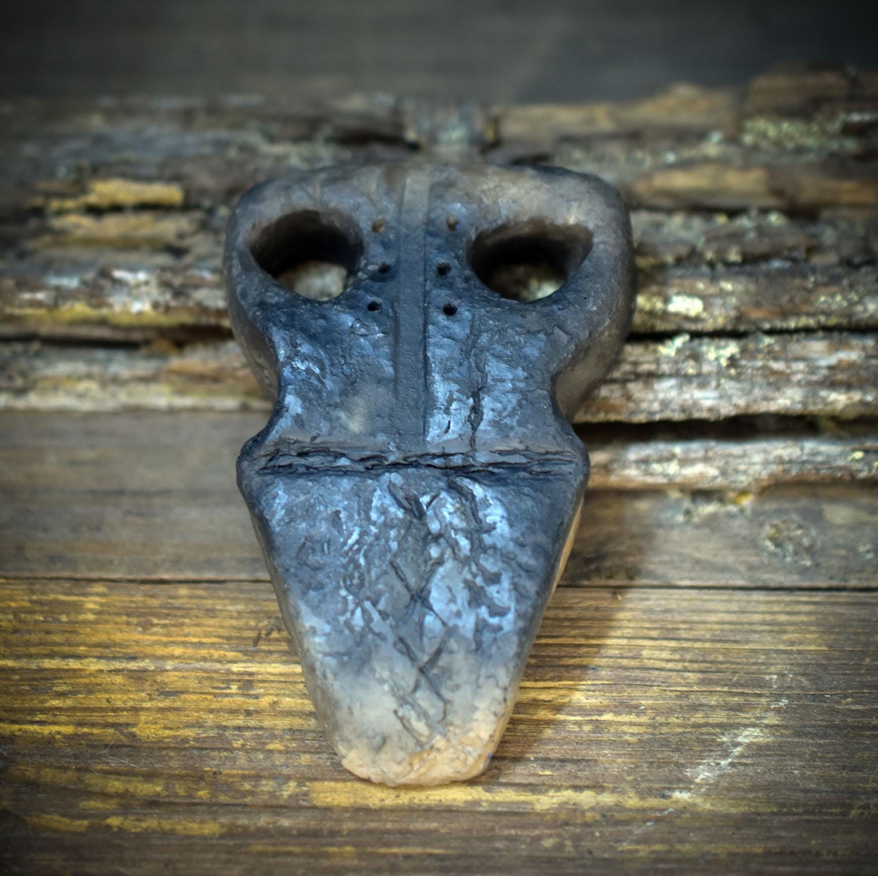 Taschenwächter – archaischer Begleiter | Eye Idol inspiriertes Keramikobjekt | Taschenbegleiter für Schutz & Achtsamkeit TWE001