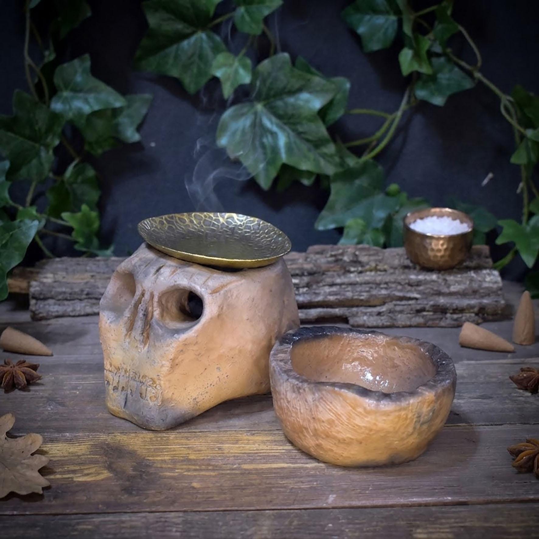 4in1 Räucherstövchen Totenkopf Ton | Duftlampe Rauchbrand Schädel | Spirituelles Geschenk Altar Ritual Keramik Unikat 1,1kg RÄG088