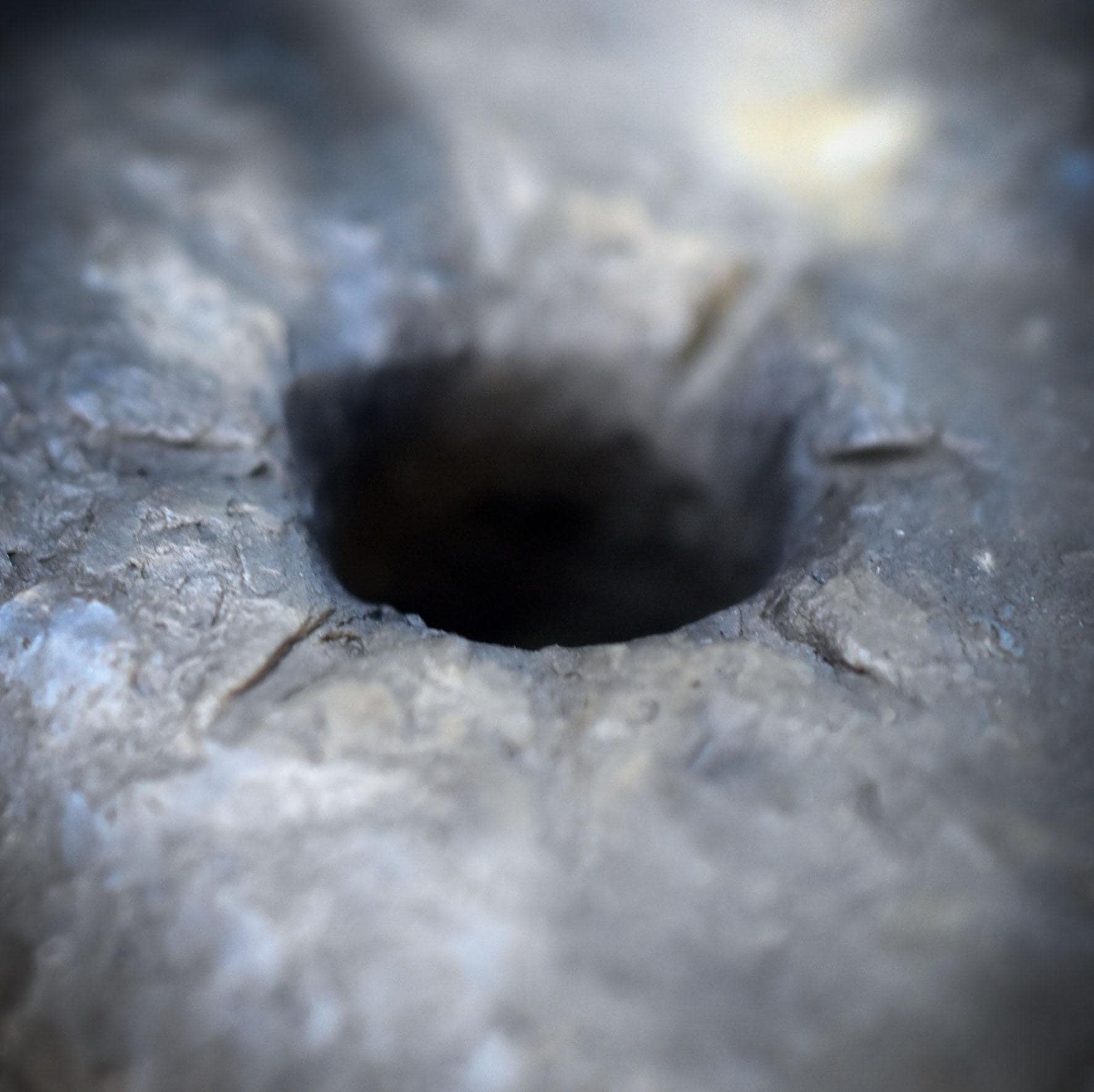Yoni Teelichthalter Ton Ammonit, Archaisches Windlicht Urkraft, Schamanische Altar Deko Muschel, Erdiges Keramik Licht Sakral TKH038