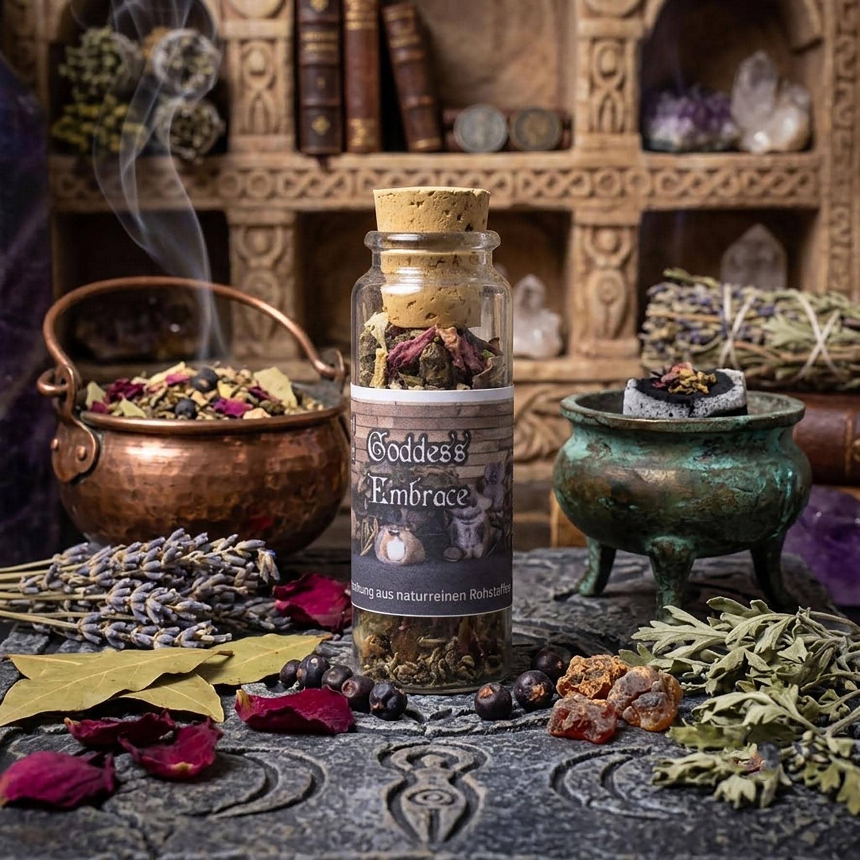 Goddess Embrace – Eine Räuchermischung, die dich in die Arme der Göttin nimmt - 30ml Glas mit Korken