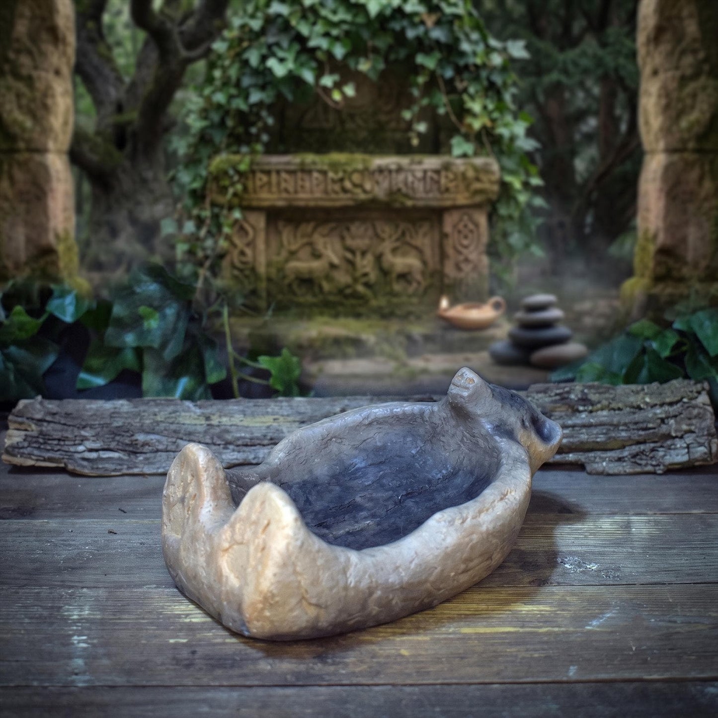 Räucherschale Bär Keramik | Archaische Gabenschale Krafttier Altar Deko | Rituelles Gefäß für Kräuter & Harze Naturspiritualität RÄG94
