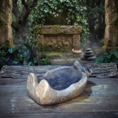 Räucherschale Bär Keramik | Archaische Gabenschale Krafttier Altar Deko | Rituelles Gefäß für Kräuter & Harze Naturspiritualität RÄG94