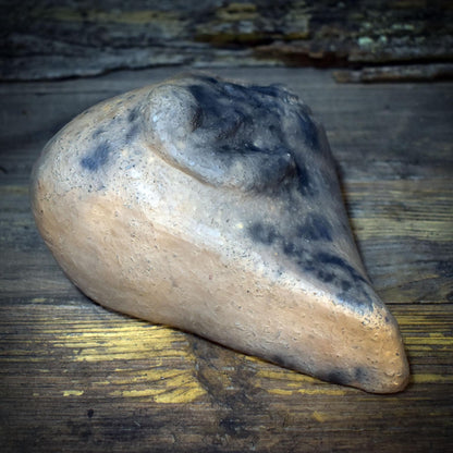 Skulptur Herz Embryo Ammonit Ton Keramik, Gedenkstein Sternenkind Trauerbegleitung, Archaische Kunst Handgefertigt, Ritual Stein AEP012