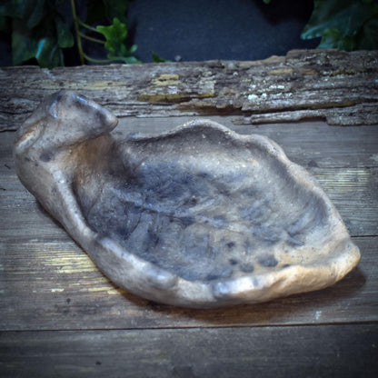 Räucherschale Adler Keramik handgeformt | Archaische Tonschale für Rauchrituale | Krafttier Skulptur Unikat RÄG091