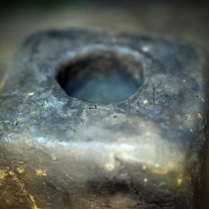 Kerzenhalter Tor Keramik handgeformt | Archaisches Erinnerungslicht Glöckchen | Abschied Trauer Gedenken Unikat AEP010
