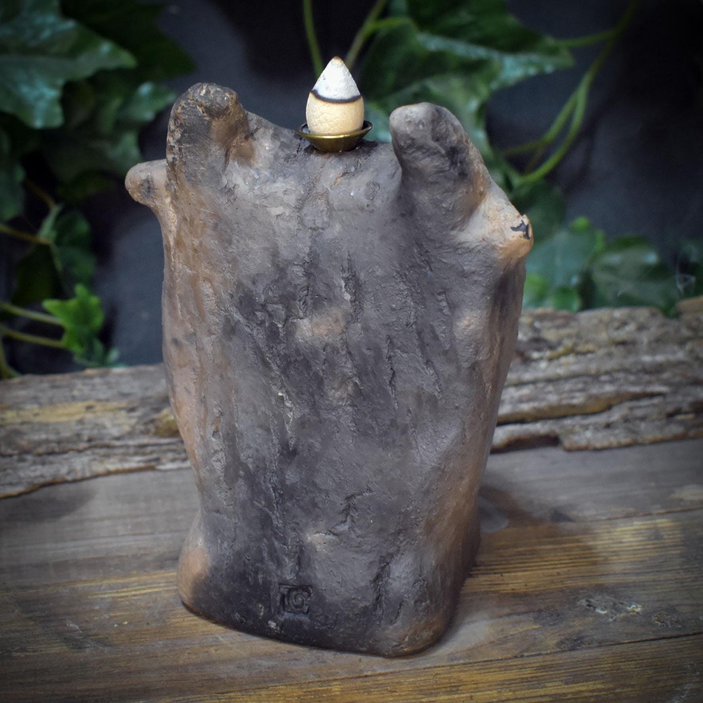 Cernunnos Skulptur Keramik handgeformt | Archaischer Gott Rückfluss Räucherhalter | Kelten Kunst Altar Unikat RÄH073