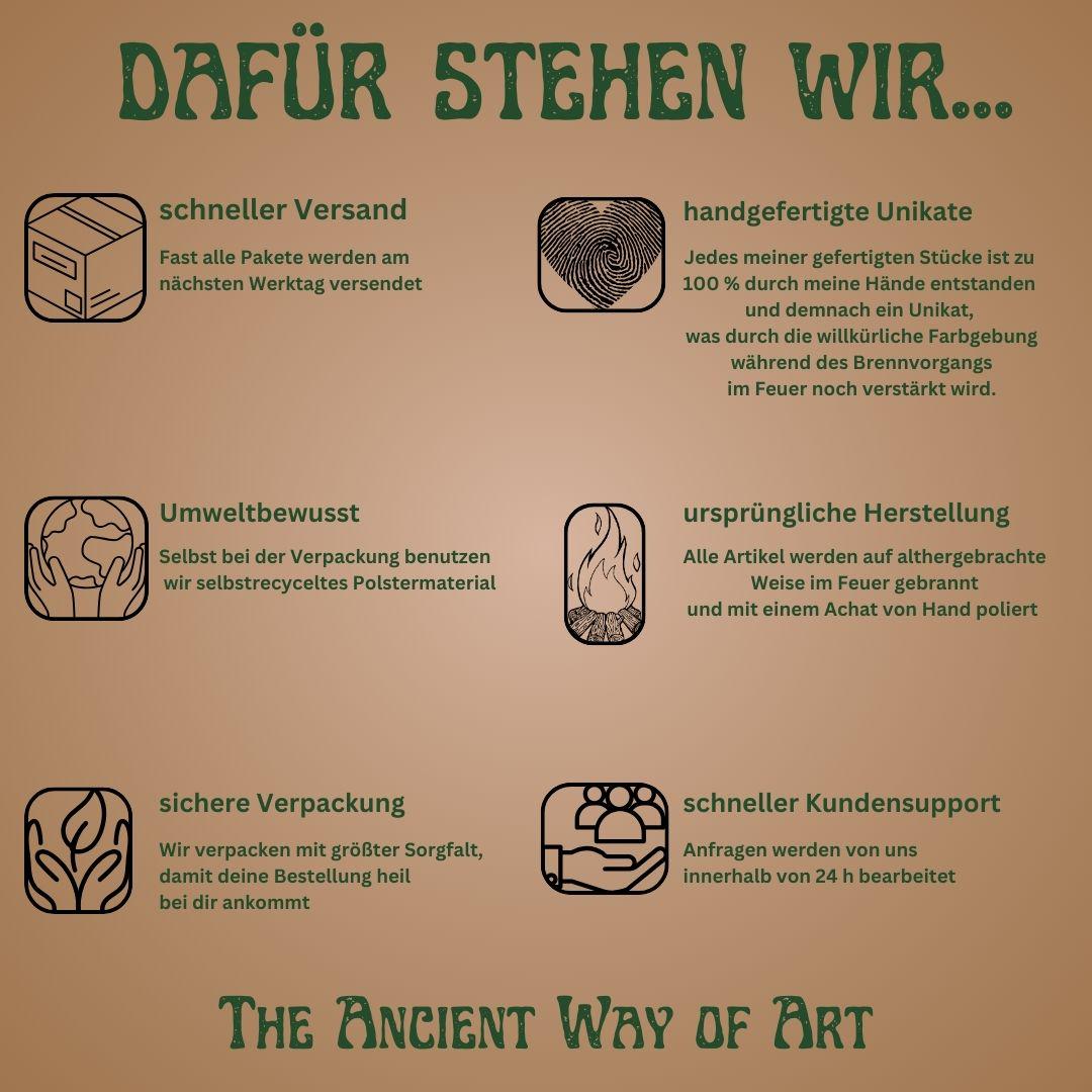 Frau Holle Skulptur Holda aus Ton – Archaische Göttin der Anderswelt – Spirituelle Altarfigur, Holunderblüte & Treppe zur Unterwelt SKU307