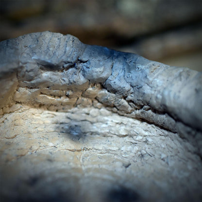 Räucherschale aus Ton – Archaische Keramik Schale für Räucherkegel & Harze – Spirituelle Altar Deko handgeformt, Rauchbrand 185g RÄG096