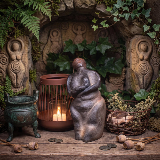 Venus von Willendorf Skulptur, neu interpretierte Urgöttin Figur, archaische Göttin Statue aus Ton, spirituelle Altar Deko SKU279