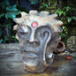 Ahnenskulptur Keramik Maske mit Karneol | Archaische Kunst Figur für Hausaltar & Meditation | Rituelle Skulptur Naturspiritualität SKU300