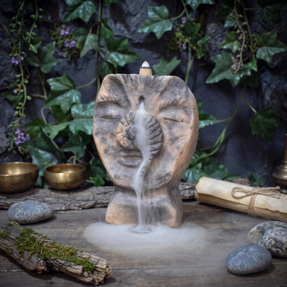 Rückfluss Räucherkegelhalter Ahnenskulptur | Räuchergefäß Wasserfall mit Spirale | Spirituelle Deko & Altar Figur Keramik 1,4kg RÄH071