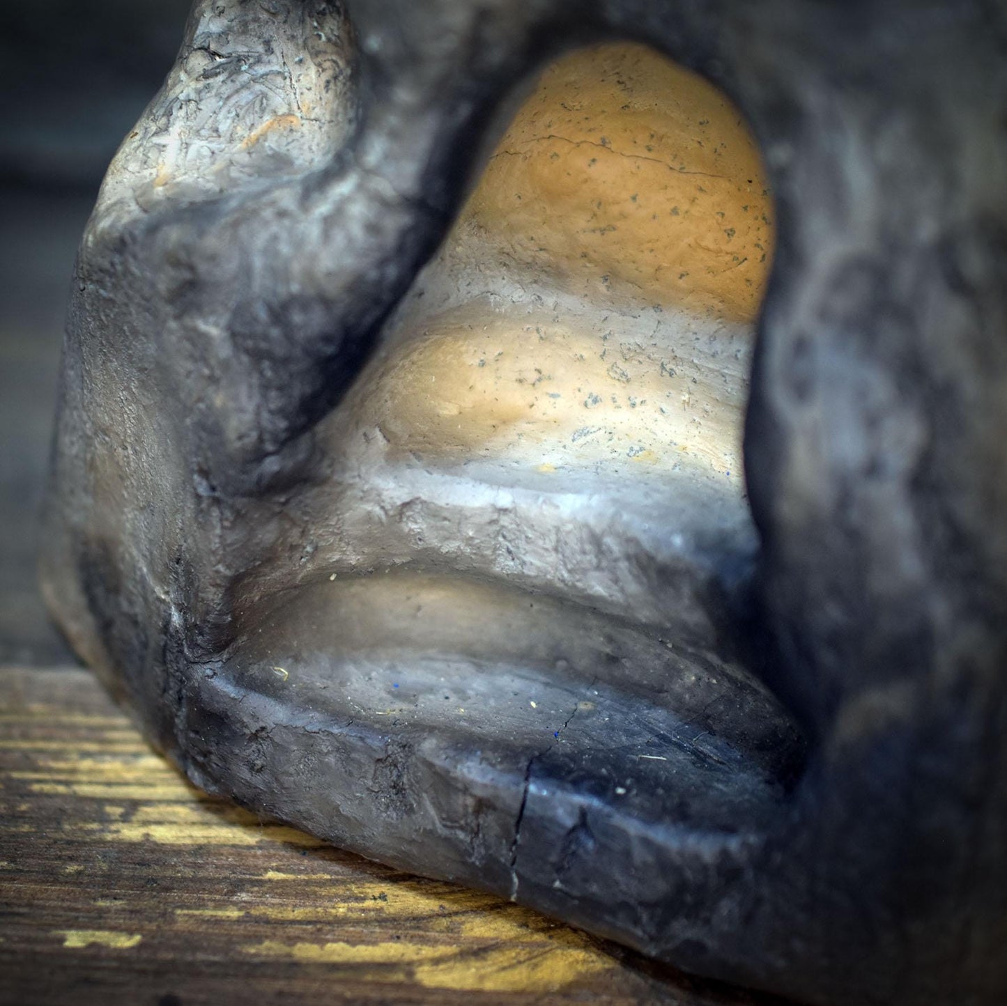 Göttin Holda Skulptur Keramik | Frau Holle Figur Altar | Wandlung Baum zur Göttin mit Holunderblüte & Treppe Unterwelt 2kg SKU301