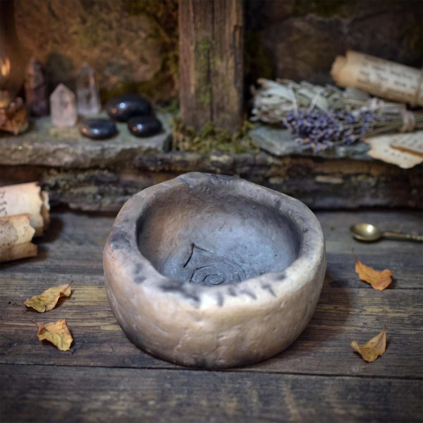 Räucherschale Allsehendes Auge Keramik | Archaisches Räuchergefäß klein mit Drittes Auge Symbol | Altar Schale für Rituale 425g RÄG098