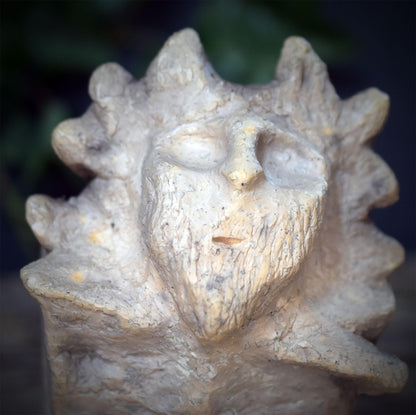Cernunnos Skulptur Keramik | Keltischer Waldgott Gehörnter Gott Figur | Spirituelle Altar Deko Natur Pagan Wikinger Kunst 1,5kg SKU309