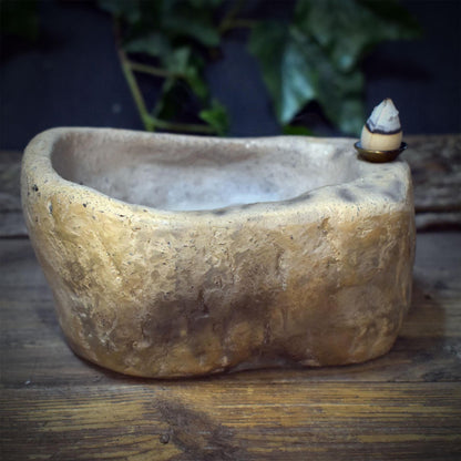 Rückfluss Räucherkegelhalter Keramik | Räucherschale Phallus Symbol Wasserfall | Archaisches Räuchergefäß Schamane Altar 14cm 1,3kg RÄH074